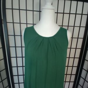 PLEATED Neckline Women's Green Comfortable Sleeveless Top Size Large
